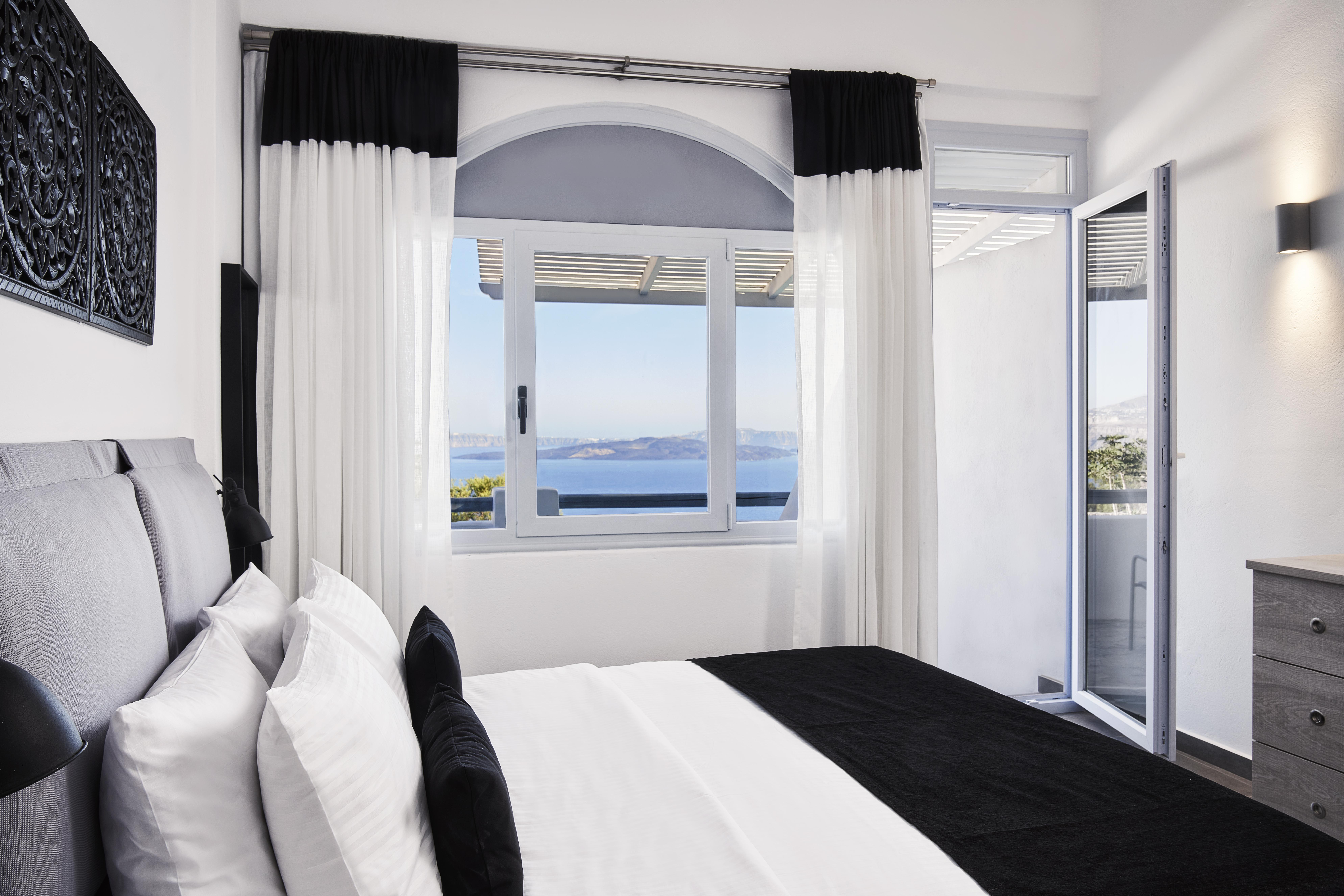 Mr And Mrs White Oia - Santorini Hotel Exterior photo